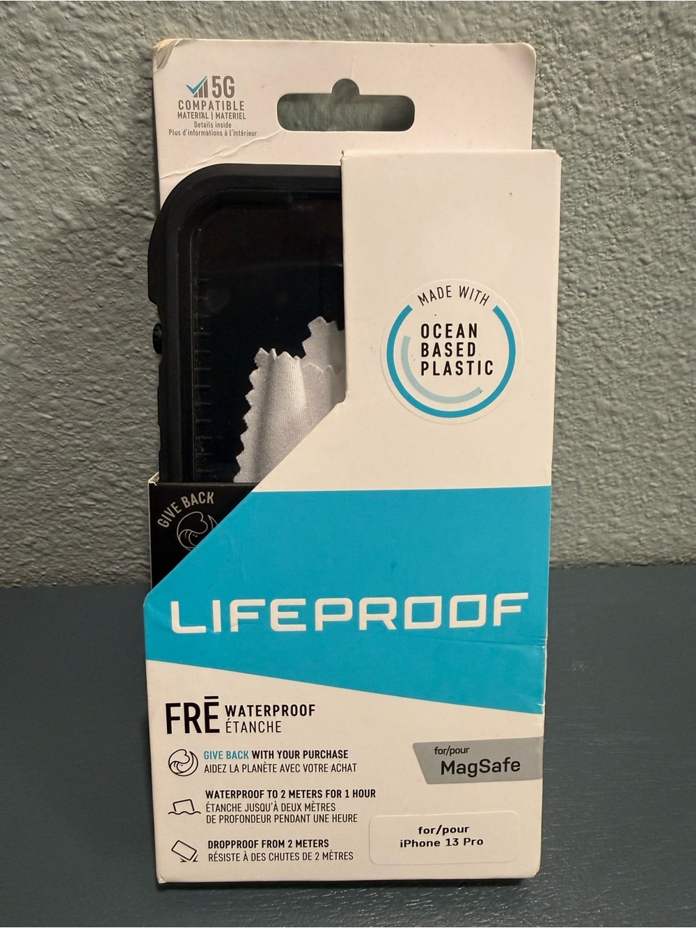 LifeProof Black Waterproof FRĒ Case with MagSafe for iPhone 13 Pro
